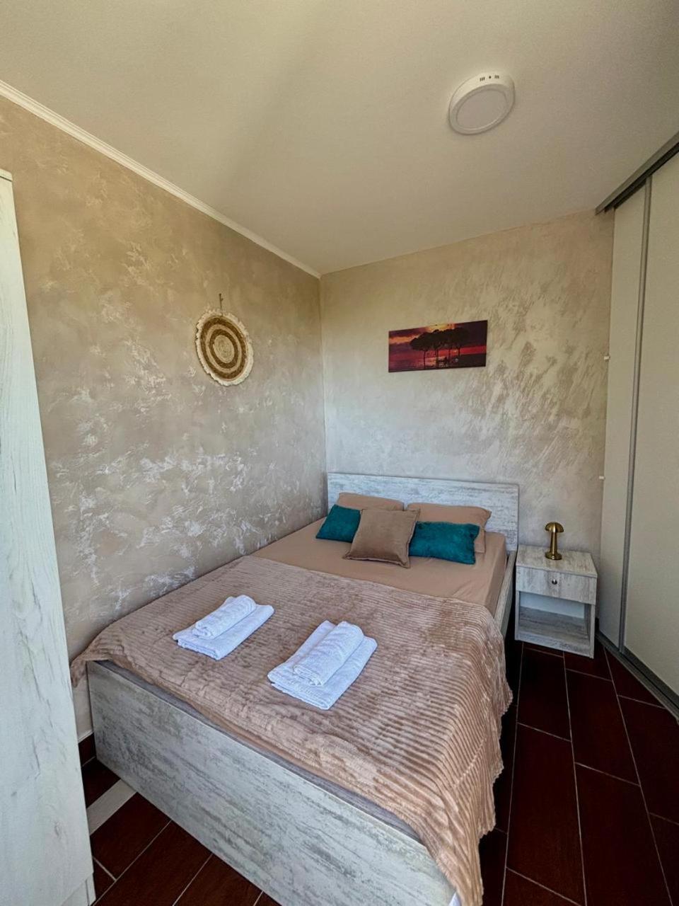 Sunrise Becici Apartman